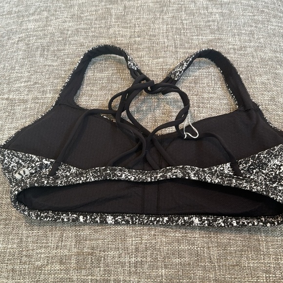Lululemon Free To Be Bra Daisy Dust Alpine White Black Sz 6 - Picture 5 of 7